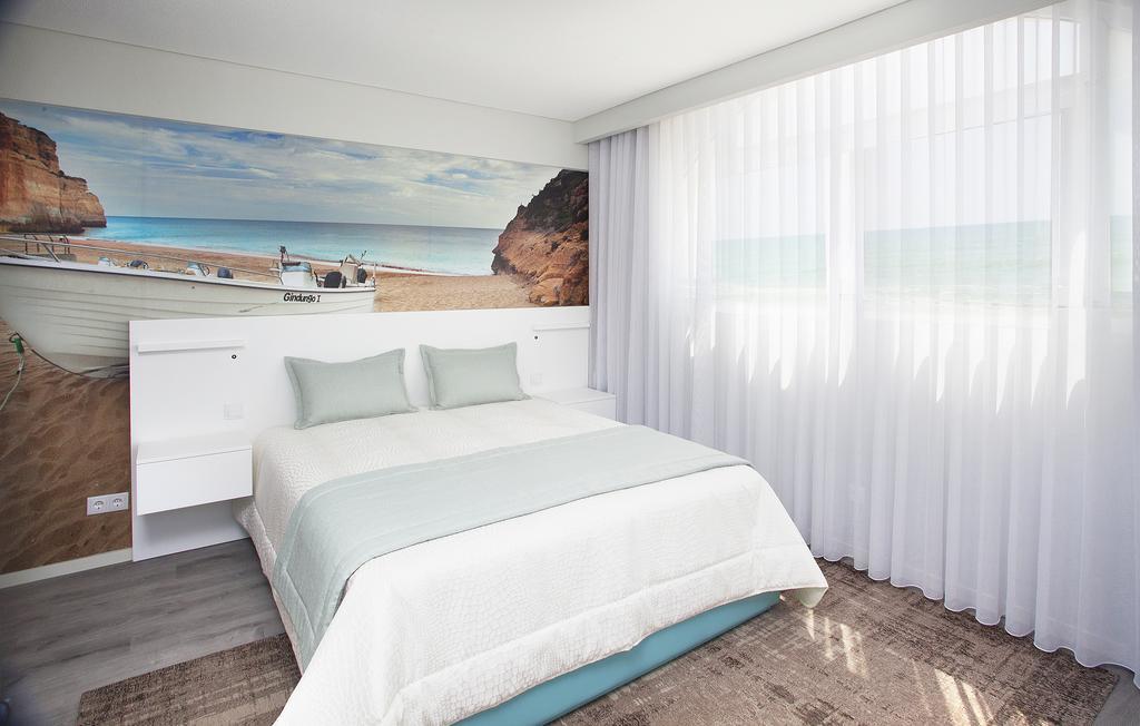 Golden Beach Guest House & Rooftop Bar Faro Luaran gambar