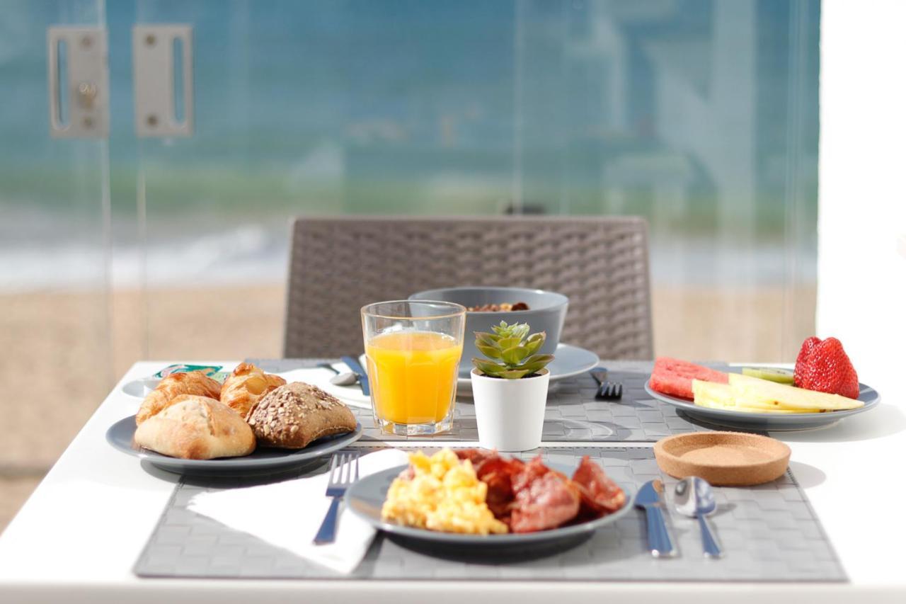 Golden Beach Guest House & Rooftop Bar Faro Luaran gambar